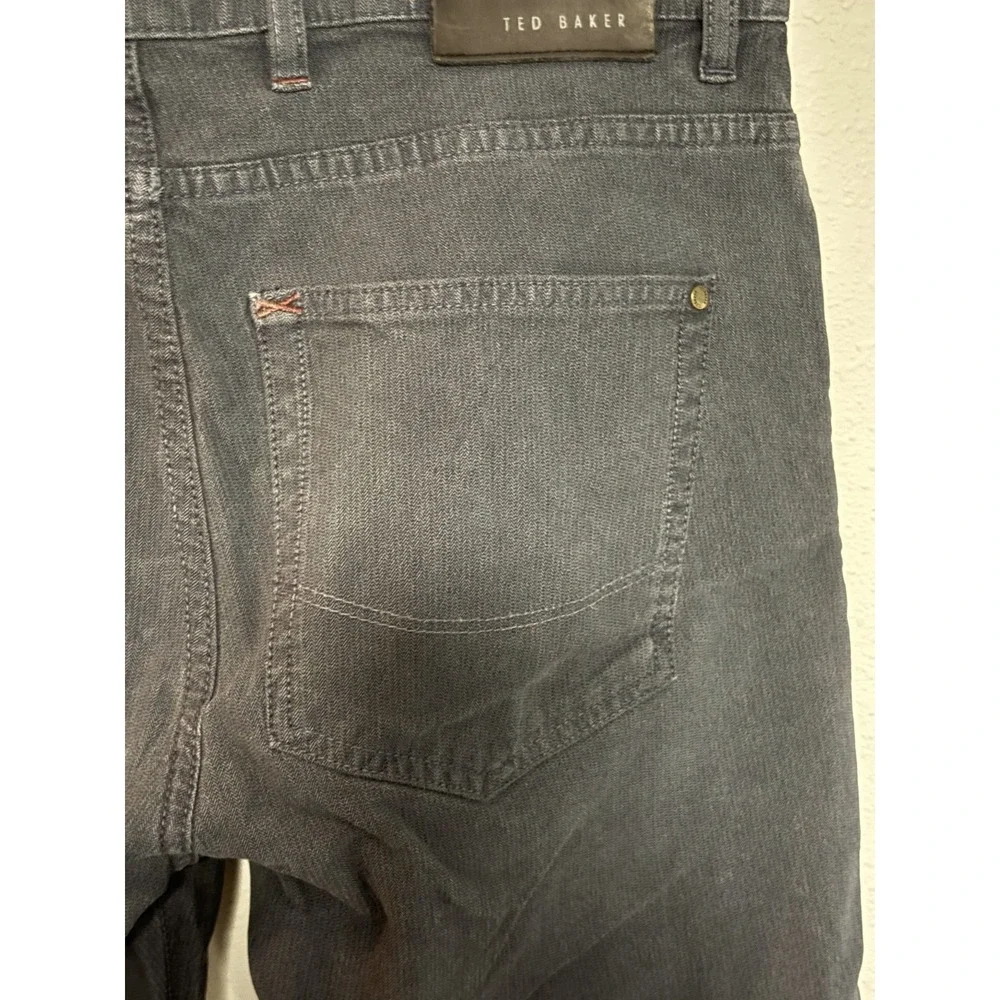 Ted Baker Straight Leg‎ Denim Jeans Men's Size 30R Black Belt Loops Flat Front